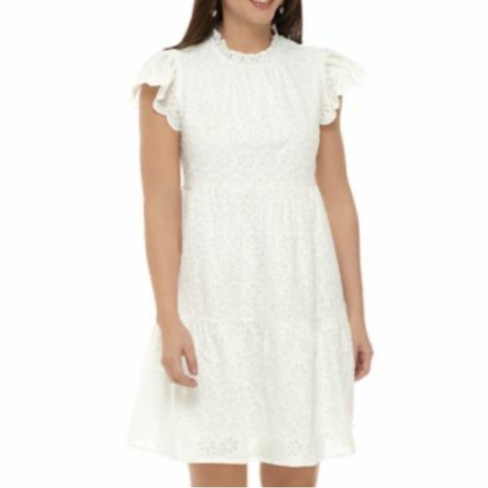 Crown & Ivy Tiered Flutter Sleeve Eyelet Dress White 2X